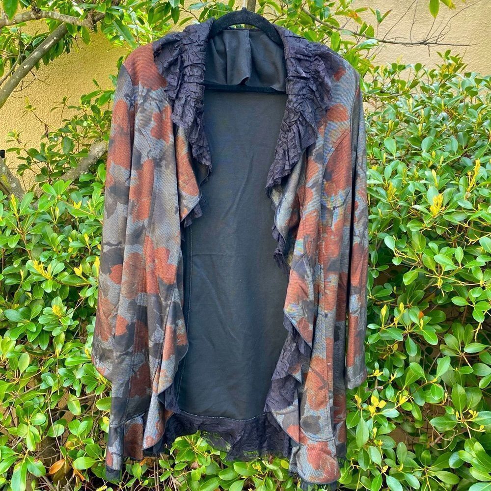 Rossie Roma Black Silk Blend Floral Print Open Cardigan/Jacket. Size Large. EUC!